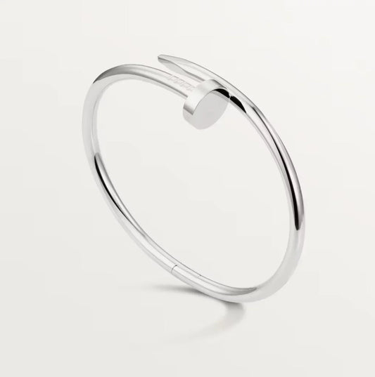 Silverfärgat nagelarmband - Valen