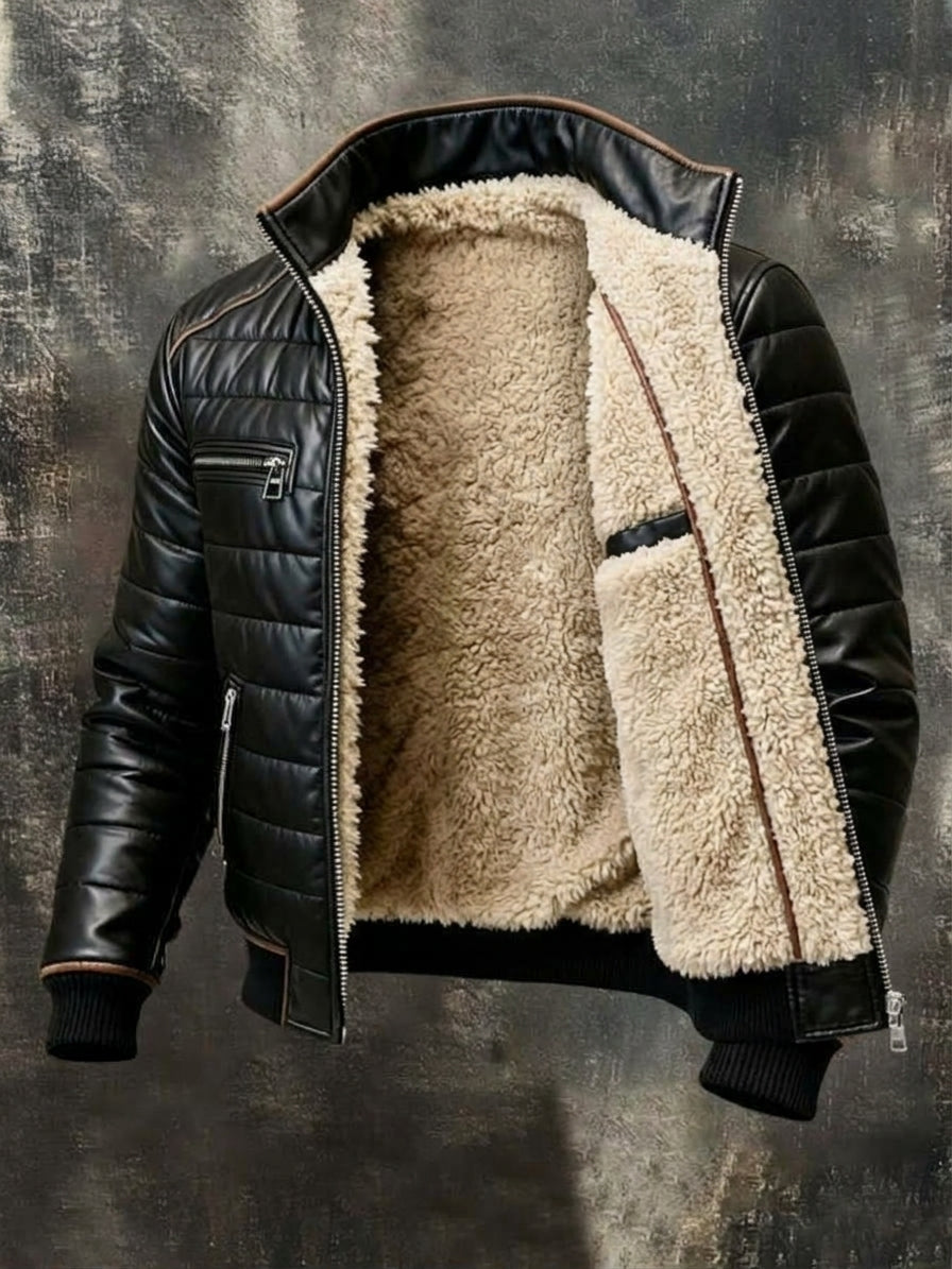 Jackan öppen så att det mjuka beige fleecefodret och en innerficka syns tydligt 2