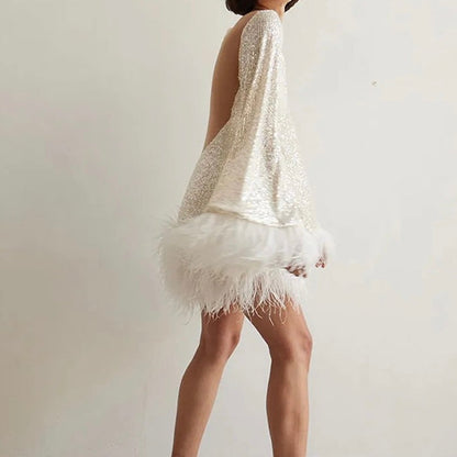Glitzerndes Pailletten-Kleid - FeatherMagic 