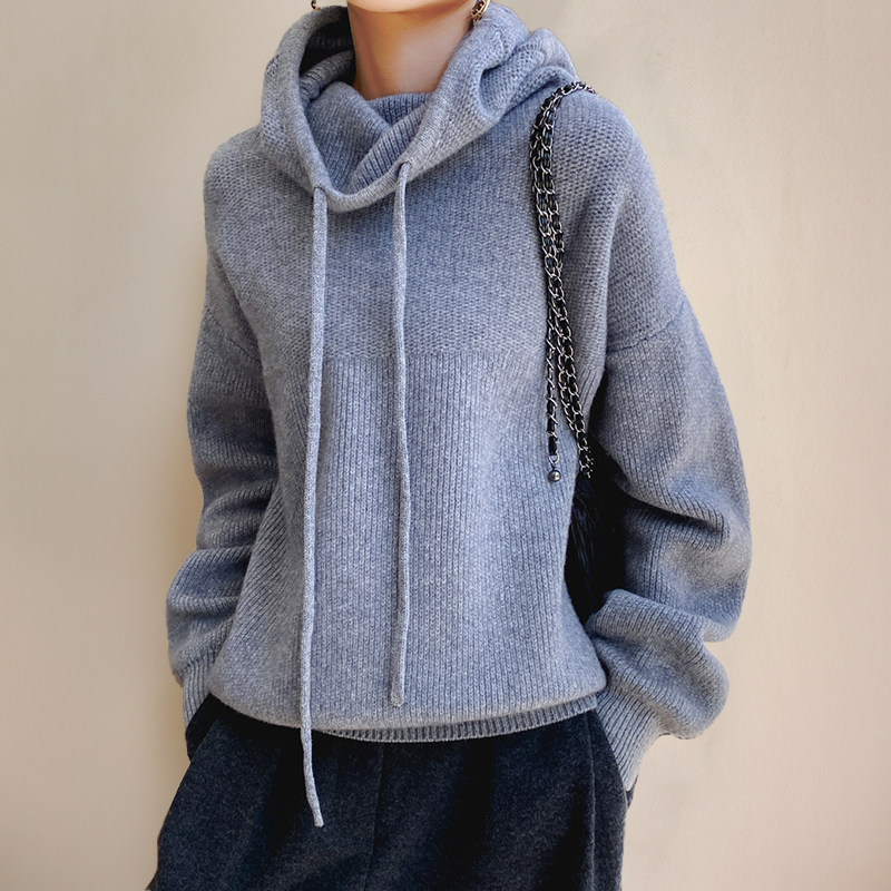 Grauer Damen-Kapuzenpullover aus Strick, lässig, warm, modisch, mit Kordelzug.