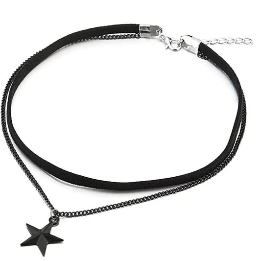 Schwarzes Stern-Choker-Halsband, doppellagig, verstellbar, modisches Accessoire für Damen.