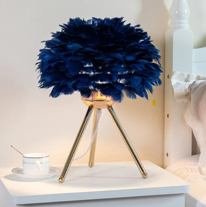 Dimbar bordslampa med lyxiga fjädrar – Pluma