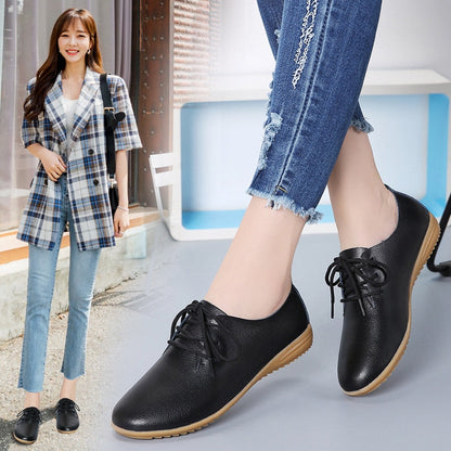 Schwarze Damen-Lederschnürschuhe, lässig, bequem, mit Gummisohle, modisch.
