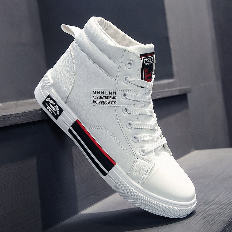 Weiße High-Top-Sneaker aus Leder, modisch, sportlich, Herren, Streetwear, bequem.