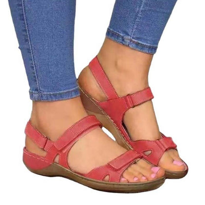 Rote Damen-Sandalen aus Leder, bequem, mit Klettverschluss, ideal für Sommermode.