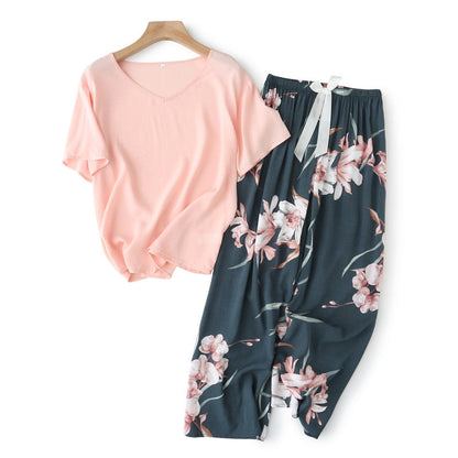Damen Pyjama-Set, rosa T-Shirt, florale Hose, Baumwolle, bequem, Nachtwäsche, elegant.