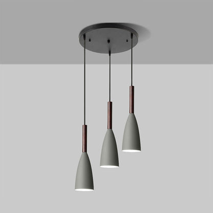 Moderne dreiflammige Pendelleuchte, grau, Metall, Holz, minimalistisch, Wohnzimmerbeleuchtung.