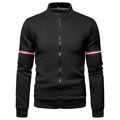 Schwarze Herrenjacke mit Reißverschluss, rotem Streifen, sportlich, modisch, Baumwolle.