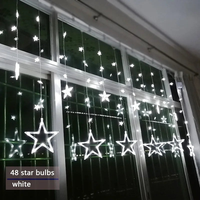 Weiße LED-Stern-Lichterkette, 48 Sterne, Fensterdekoration, festliche Beleuchtung.