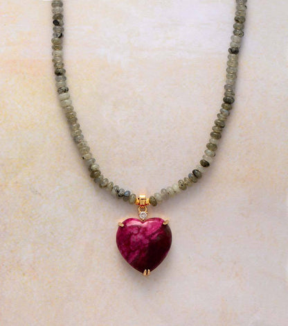 Handgefertigte Herzperlenkette - HeartGem 