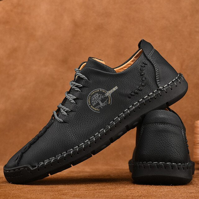 Schwarze handgefertigte Lederschuhe für Herren, bequeme Casual Loafers, Mokassins.