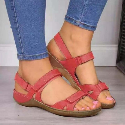 Rote Damen-Sandalen, bequem, Leder, Klettverschluss, Sommermode, Freizeit, flache Sohle.