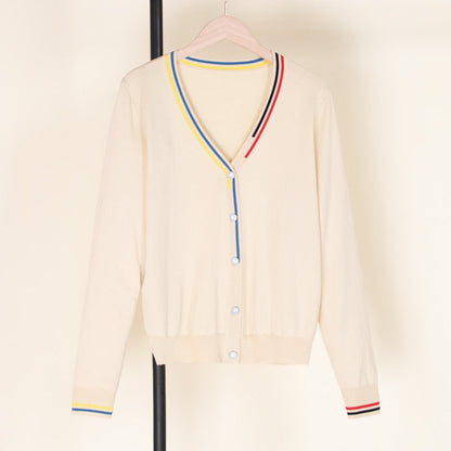 Beiger Cardigan mit V-Ausschnitt, bunte Streifen, Knöpfe, Damenmode, Baumwolle.