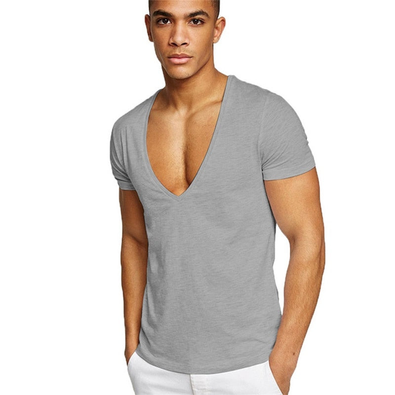 Avslappnad & figurnära herr T-shirt med V-hals – Jonas