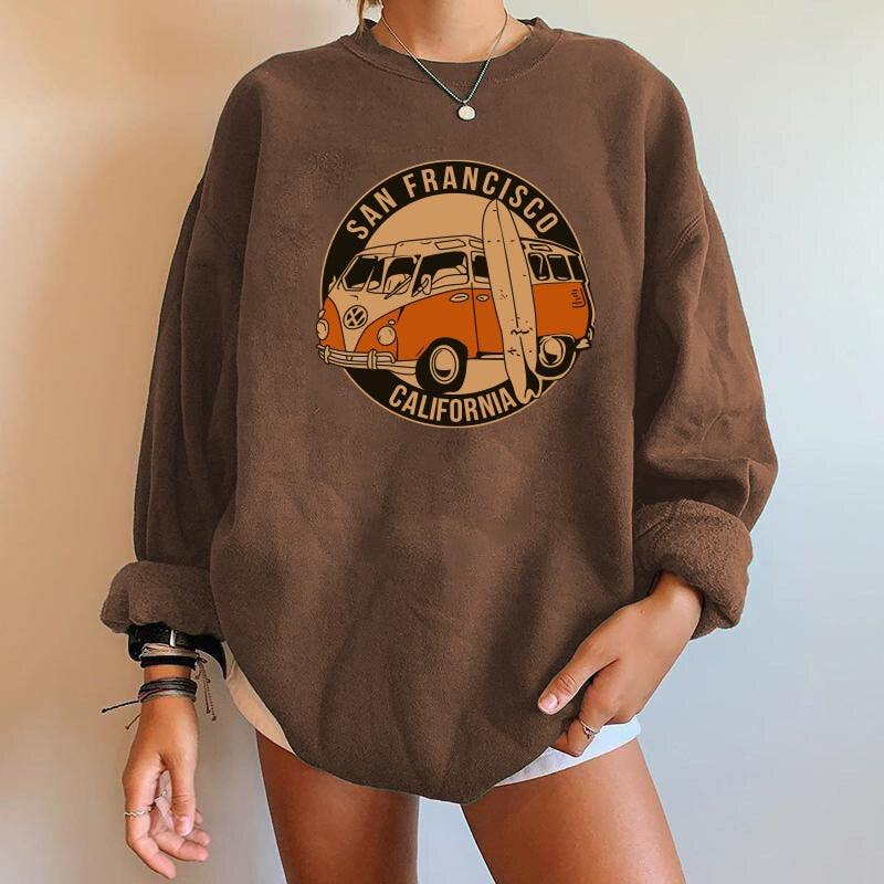 Brauner Oversize-Pullover mit VW-Bus-Print, San Francisco California, Damenmode, lässig.