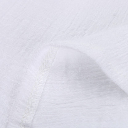 Weiße Baumwollstoffstruktur, weiches Material, ideal für Kleidung und Heimtextilien.