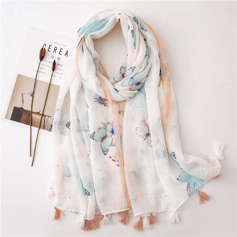 Schal mit Schmetterlingsmuster, weiß, leicht, Baumwolle, Damenmode, modisches Accessoire.