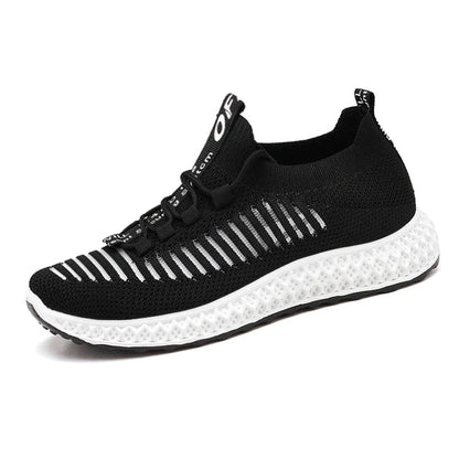Schwarzer Damen-Sneaker, Mesh-Obermaterial, Plattformsohle, sportlich, bequem.