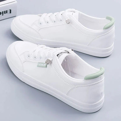 Weiße Damen-Sneaker, Schnürschuhe, Sommer, Tennisstil, modisch, bequem, Freizeit.