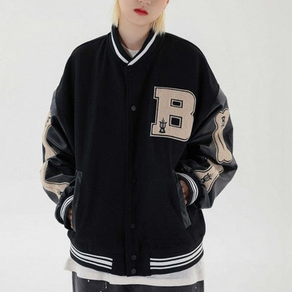 Schwarze Collegejacke mit Lederärmeln, gesticktem "B"-Logo, Unisex, modisch, lässig.