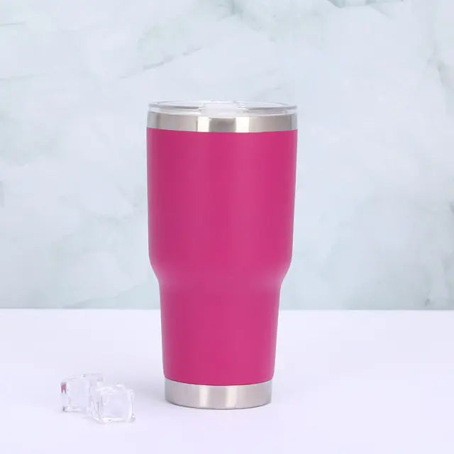 Rosa Edelstahl-Thermobecher mit Deckel, isoliert, ideal für heiße und kalte Getränke.