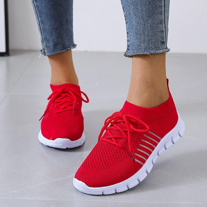 Rote Damen-Sneaker, atmungsaktiv, rutschfeste Sohle, ideal für Fitnessstudio und Sport.