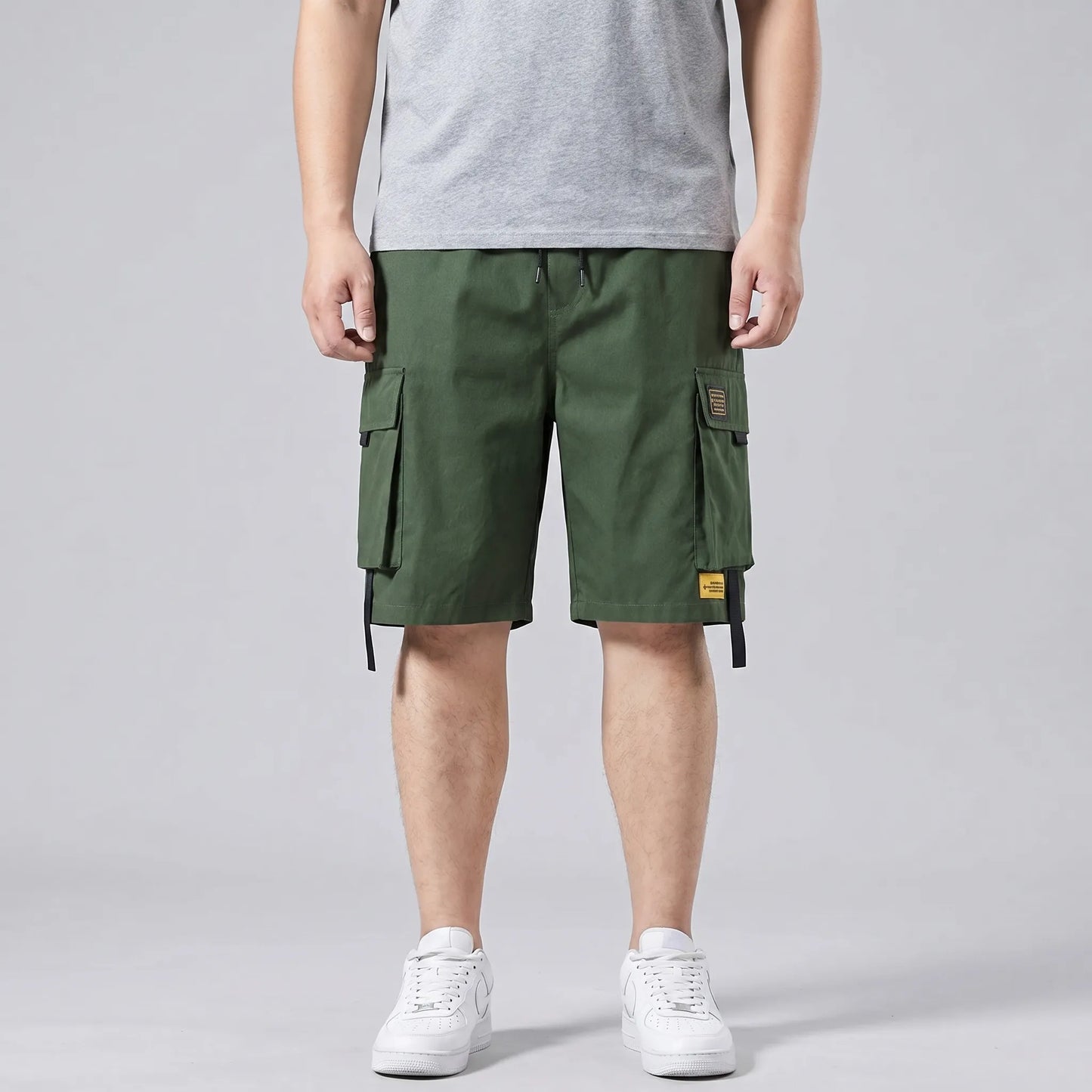 Loose Knee-Length Cargo Shorts - Ryan