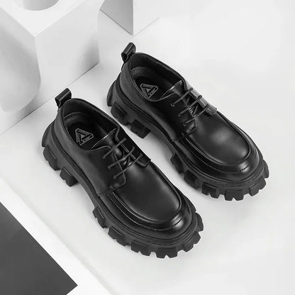 Schwarze Herren-Lederschuhe, klobige Plattform, Retro-Design, Frühling Herbst.