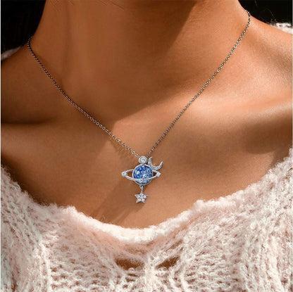 Silberne Halskette mit blauem Planetenanhänger, Stern und Mond, Damenmode-Schmuck.