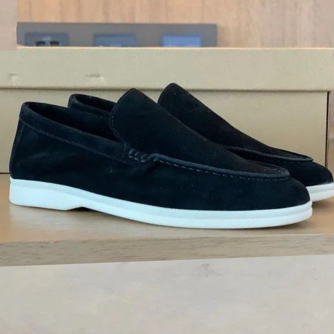 Schwarze Wildleder-Loafer für Herren mit weißer Sohle, elegantes Design, bequemes Schuhwerk.