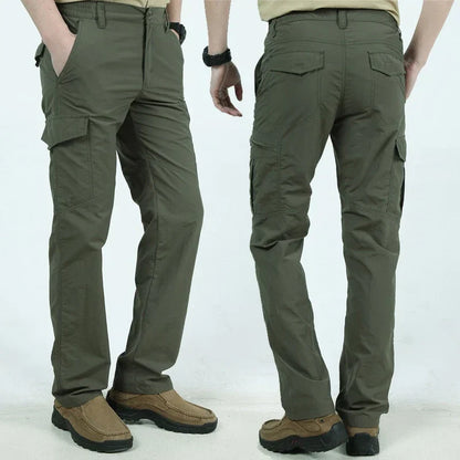Grüne taktische Herren-Cargohose, wasserdicht, verschleißfest, mit mehreren Taschen.