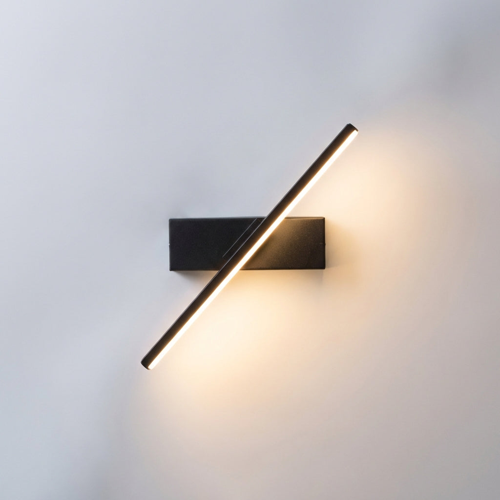 Minimalist Linear Wall Light - Swaylux