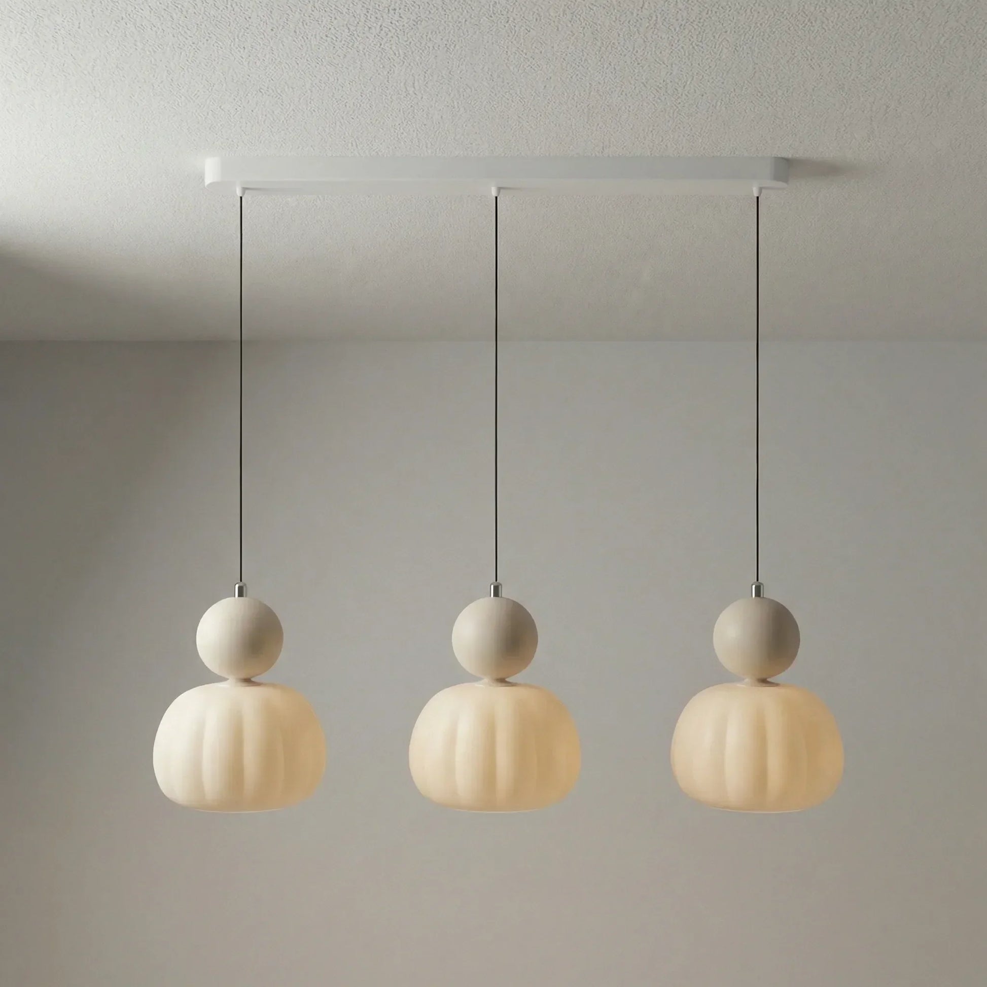 Minimalist Pendant Lamp - Averin