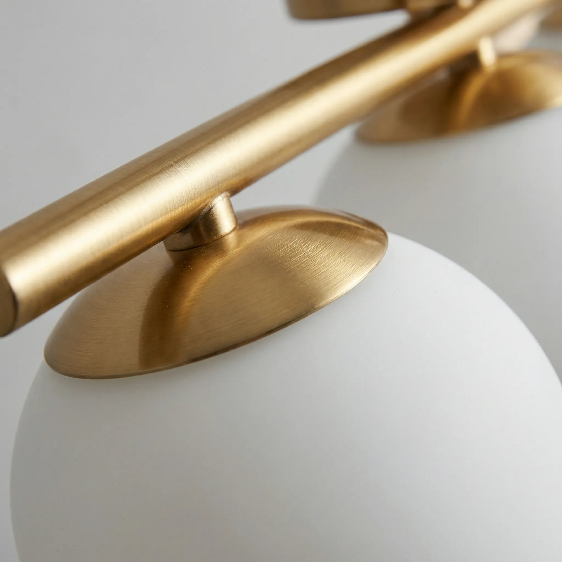 Modern Ceiling-Mounted Fixture - Spheronix