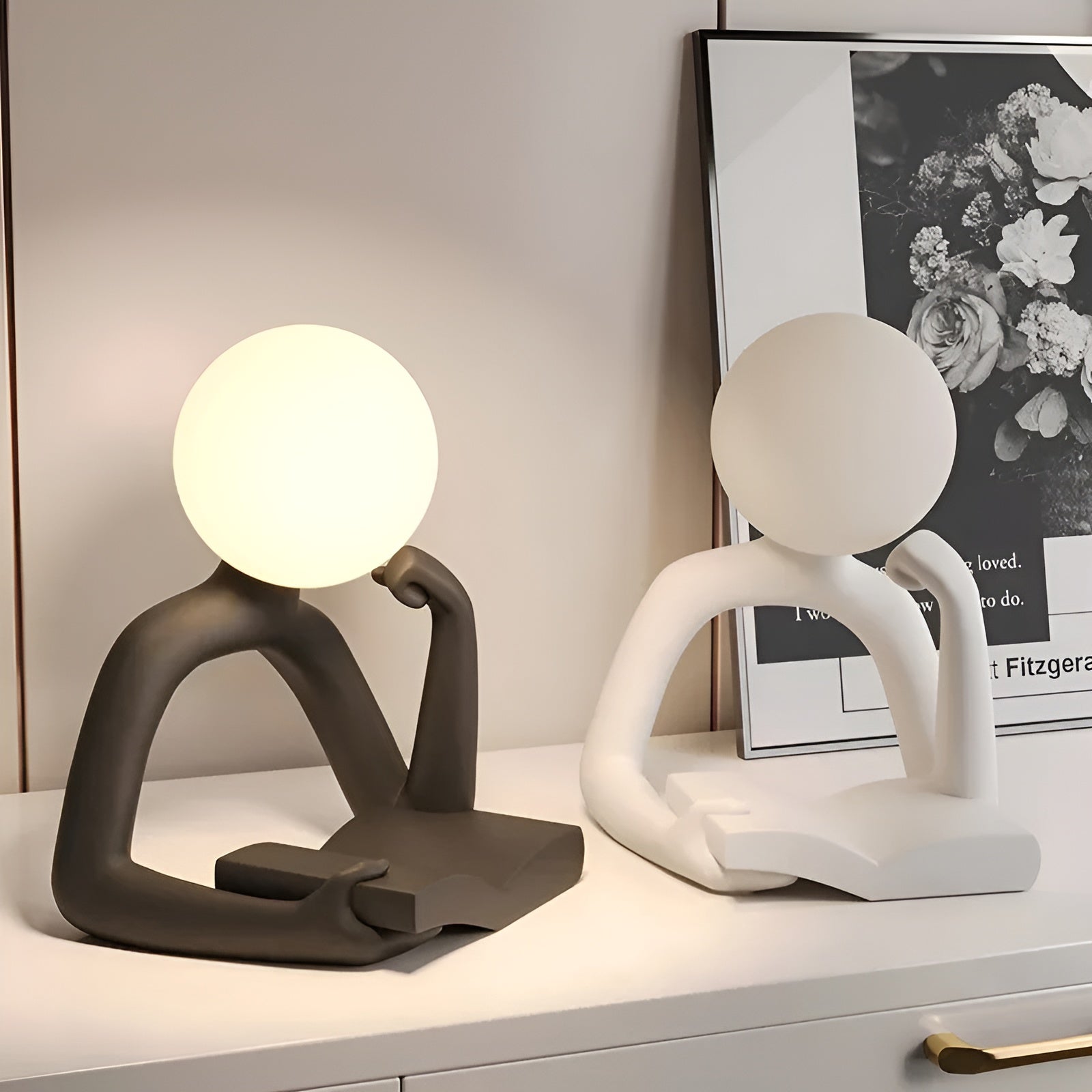Modern Minimalist Desk Lamp -  Figuray