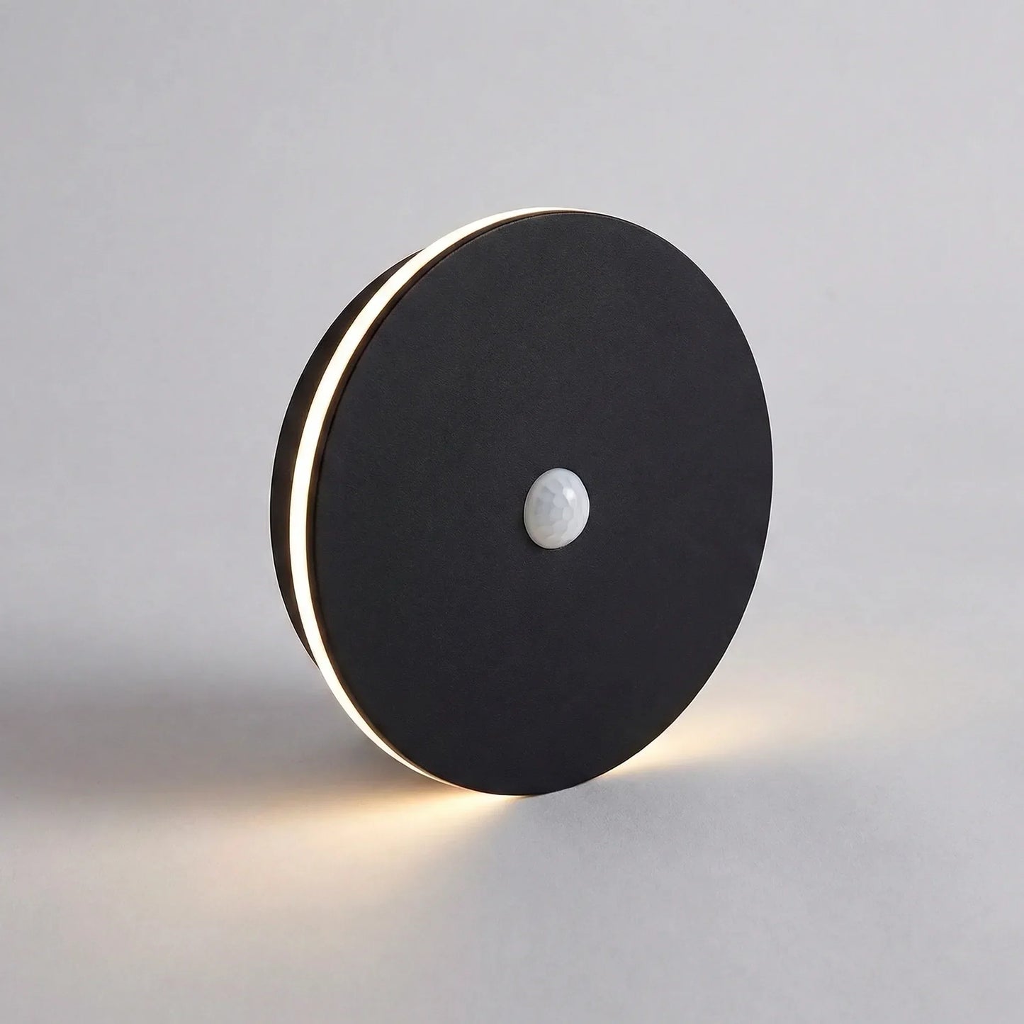 Modern Outdoor Wall Sconce - Solinex