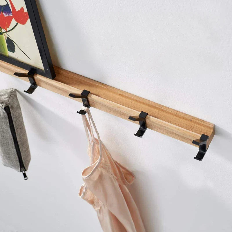 Vägggarderob med rörliga krokar – Nordhook
