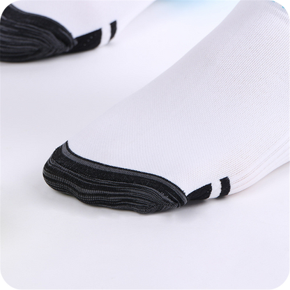 Weiße Sportsocken mit schwarzer Spitze, atmungsaktiv, bequem, für Herren und Damen.