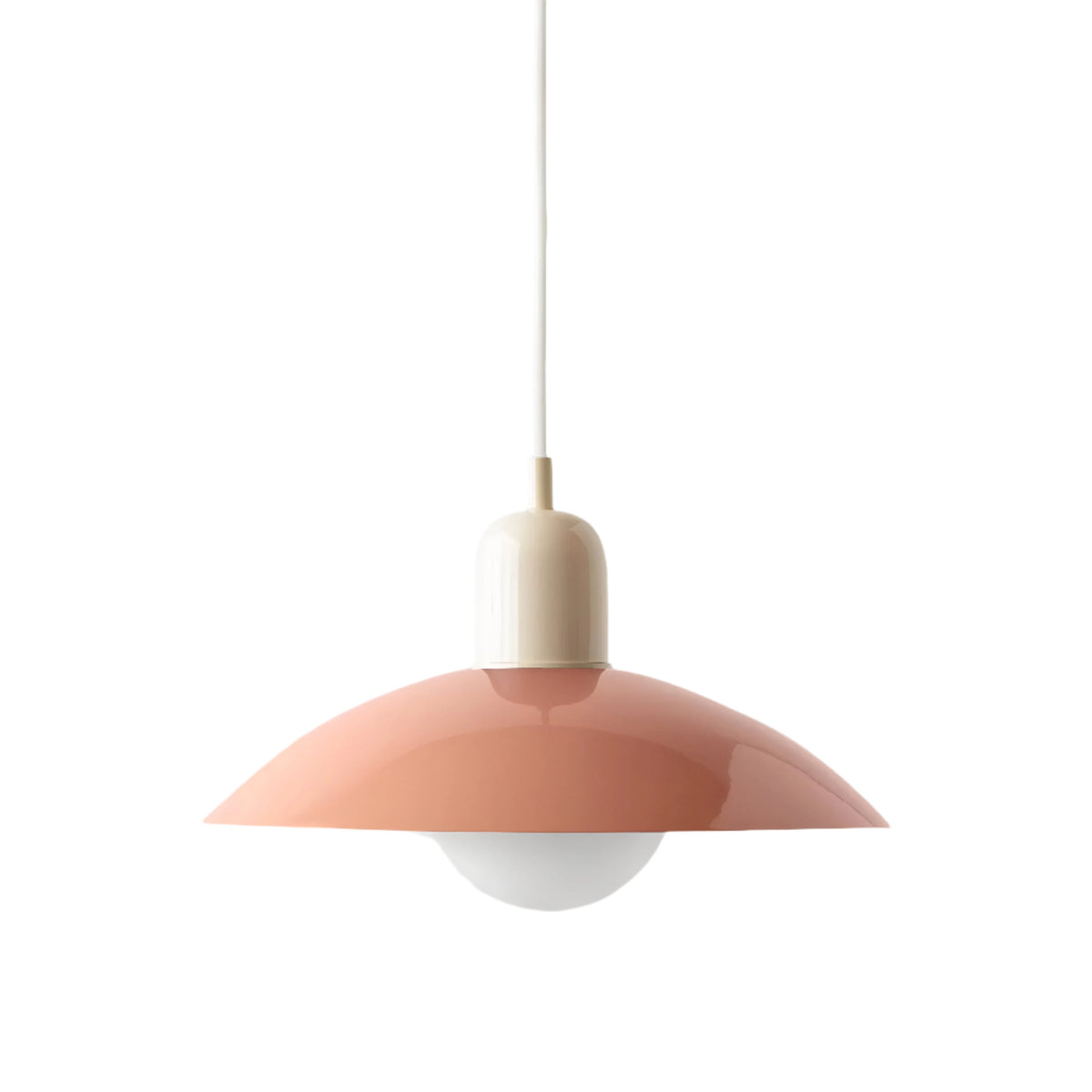 Pendellampa med glansig laxrosa skärm, beige övre hölje, vit sladd och vit glaskupol 31