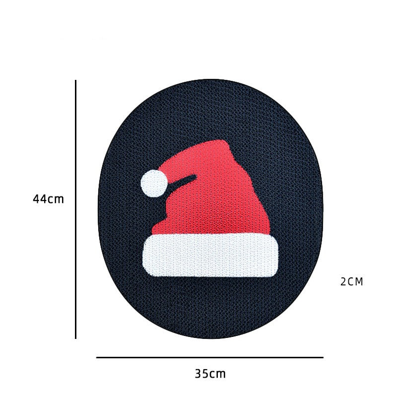 Runder schwarzer Teppich mit rotem Weihnachtsmannhut, 44x35x2 cm, dekorativ, festlich.