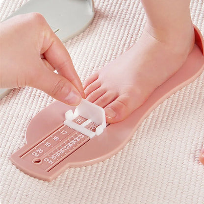 Mätare för babyfötter vid skoanalys – bestäm den perfekta passformen