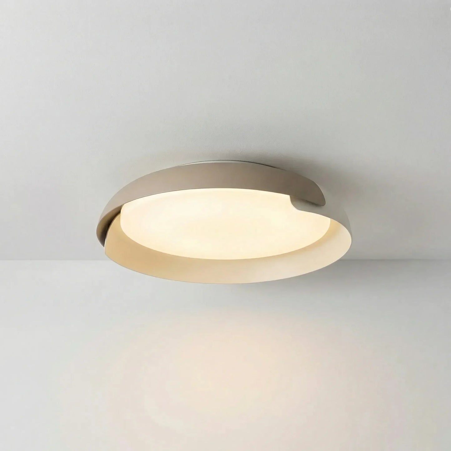 Round Flush Mount Ceiling Light - Sernova