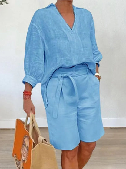 Luftig & stiligt tvådelat set i linne med blus & shorts för damer – Malea