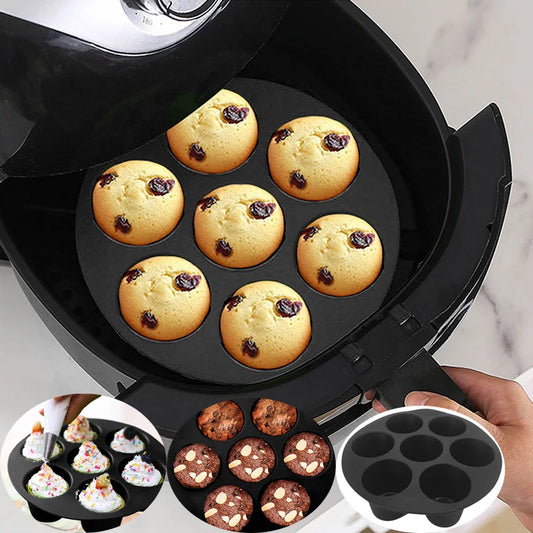 Schwarze Silikon-Backform für Muffins in Heißluftfritteuse, 7 Mulden, antihaftbeschichtet.