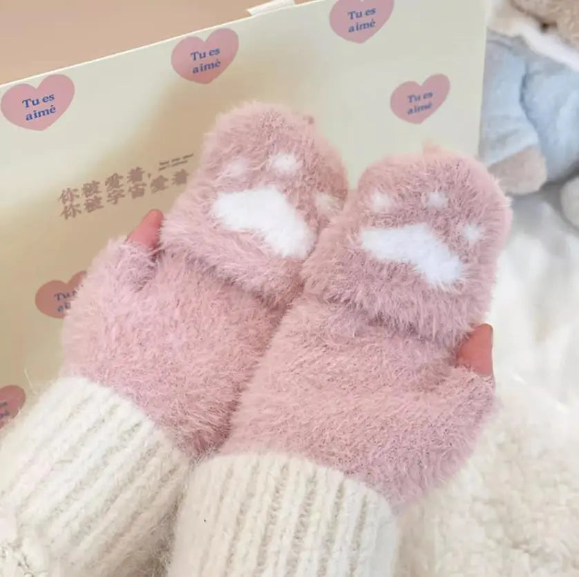 Rosa flauschige Handschuhe mit Katzenpfotenmuster, Wintermode, warm, weich, Damenaccessoire.
