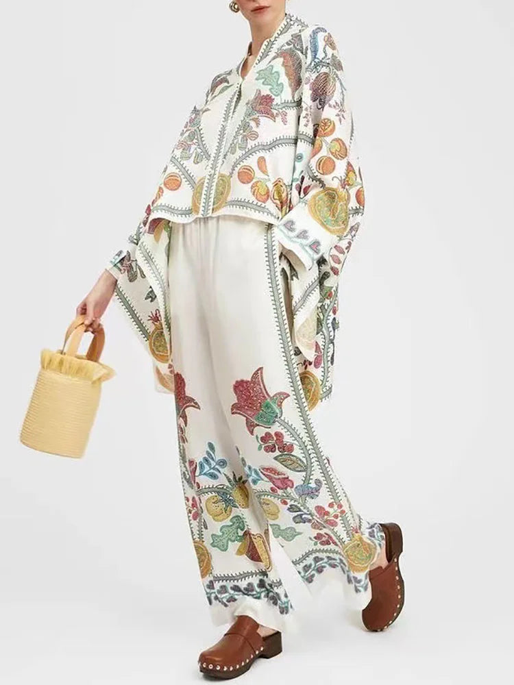 Tvådelat damlinne streetwear-set med etno-print – Samira höstkollektion
