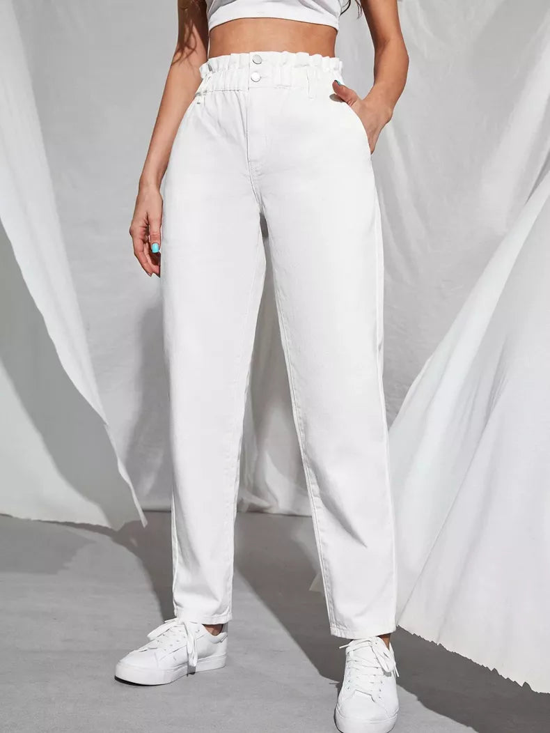 Weiße Damenhose mit hoher Taille, Paperbag-Stil, Baumwolle, modisch, lässig, bequem.