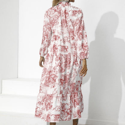 Rotes und weißes langes Kleid mit Muster, Damenmode, elegantes Design, Freizeitkleidung.