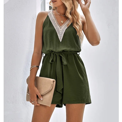 Kanten sommaroverall med V-ringning och shorts – Sorelle