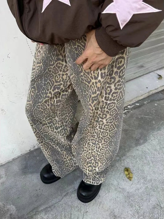 Högmidjade dambyxor med leopardmönster – Selina höstedition